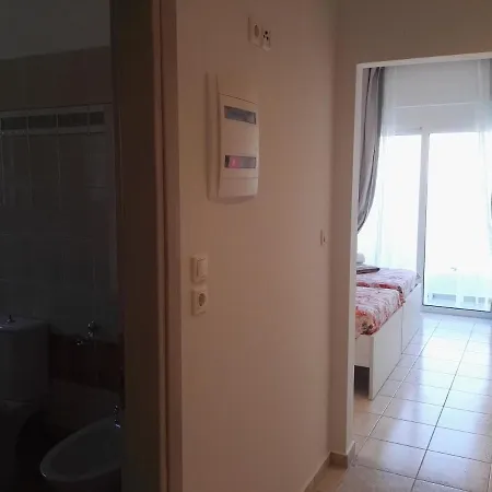 Bed & Breakfast Bouganville Stegna