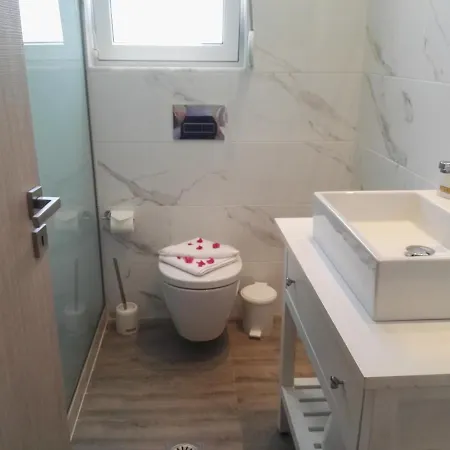 Bed & Breakfast Bouganville Stegna