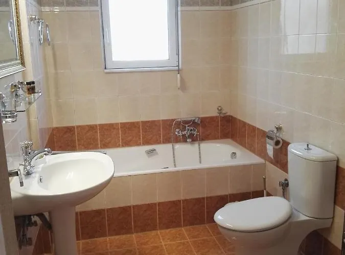 Bouganville Stegna B&B 4*