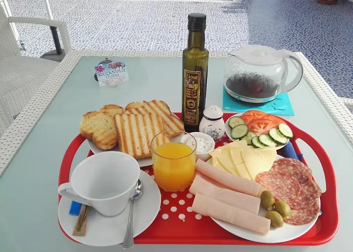 Bouganville Stegna 아크앤젤로스