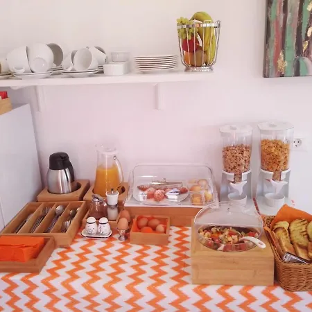 Bouganville Stegna Alojamento de Acomodação e Pequeno-almoço 4*