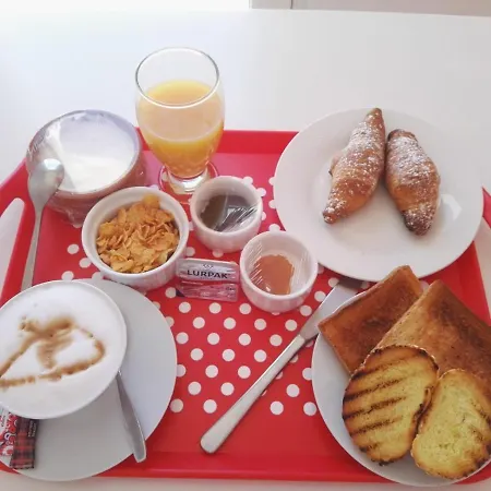 Bouganville Stegna * Arhángelosz