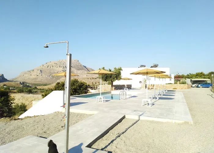 Bouganville Stegna Bed & Breakfast