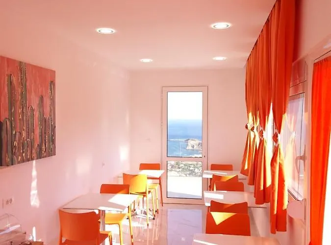 Bouganville Stegna 4*