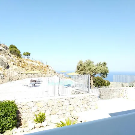 Bouganville Stegna 4*