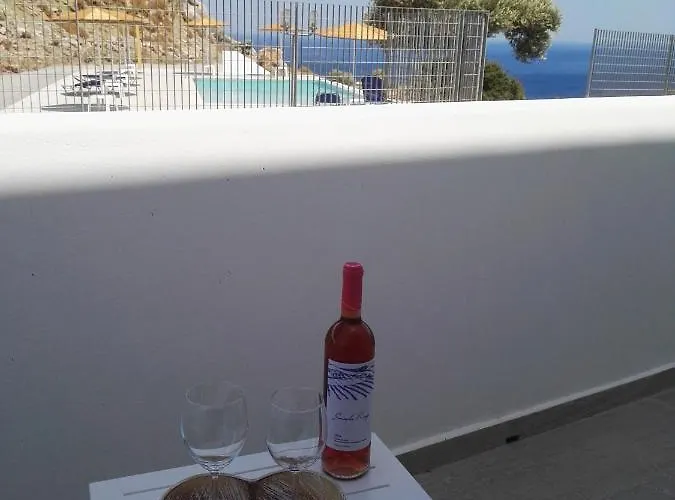 Bouganville Stegna B&B 아크앤젤로스