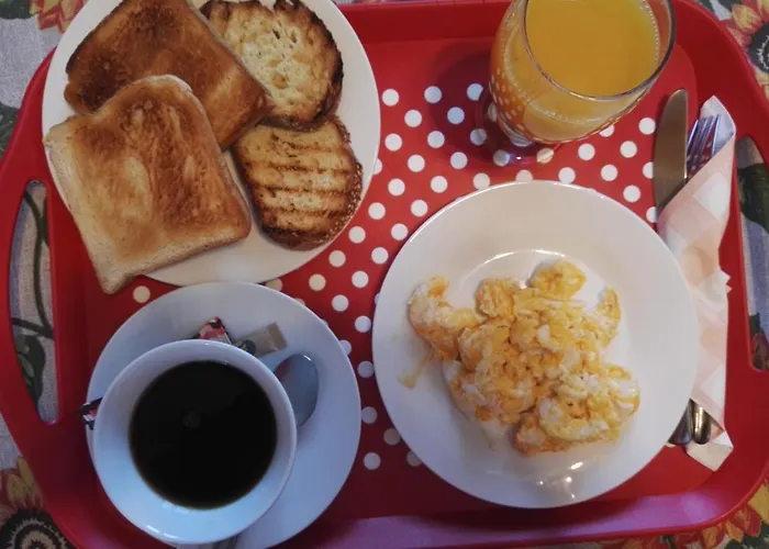 Bouganville Stegna Bed & Breakfast 4*