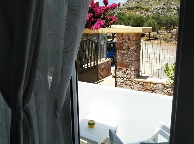 Bouganville Stegna 4*