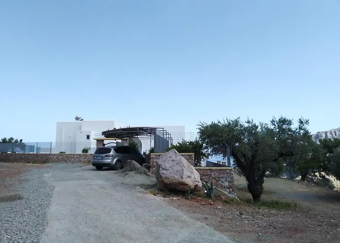 Bouganville Stegna Bed & Breakfast 4*